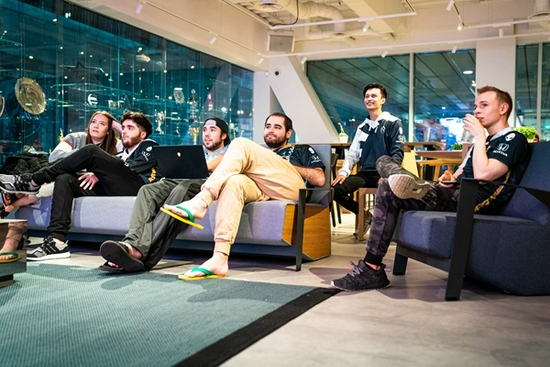 免费下载策略游戏911 Operator限时活动