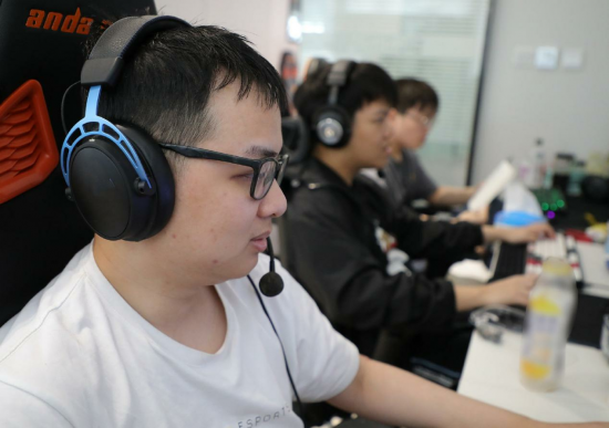 英雄联盟五周年七禾东吴杯3.13精彩战报与交易分析